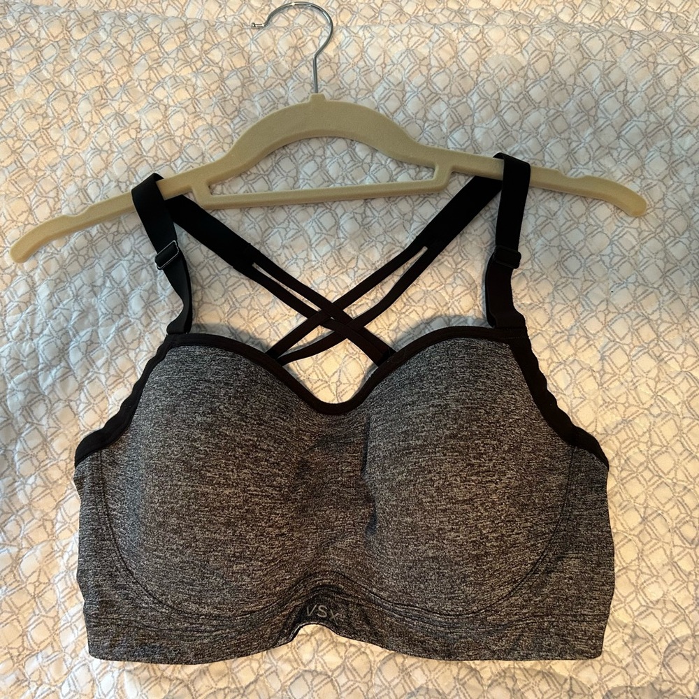 Heathered Black VSX Underwire Sports Bra with Crisscross Back